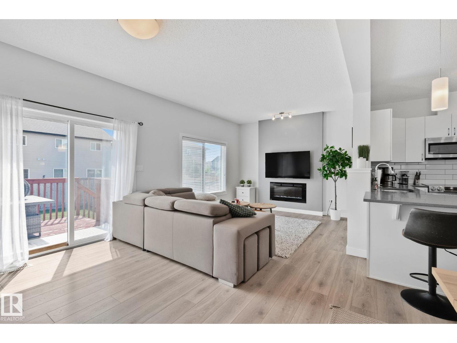 249 39A AV NW - 9