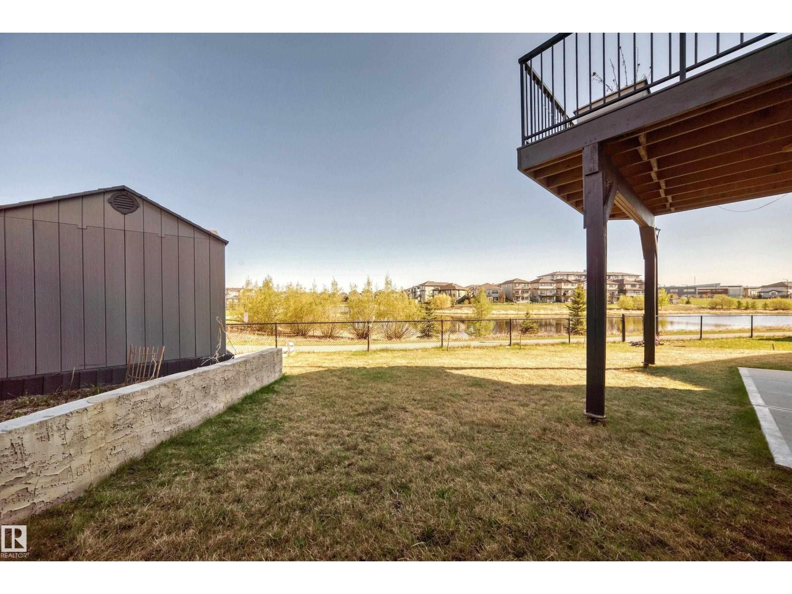 2464 15 AV NW NW - 28