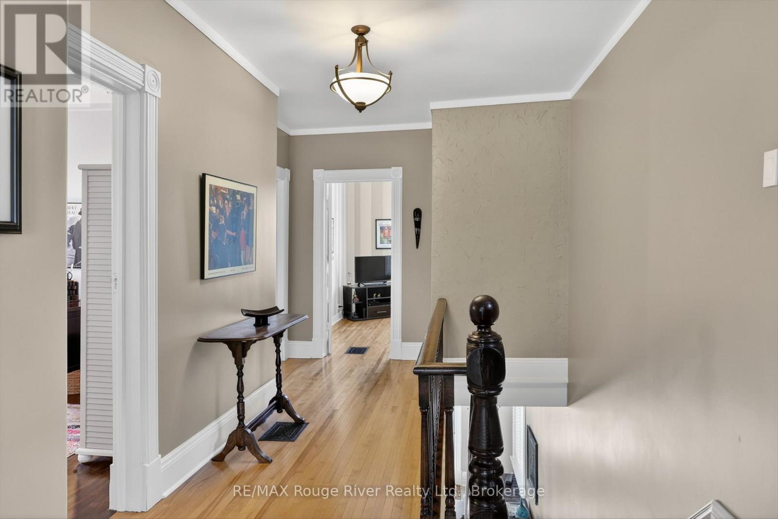 114 FRONT STREET N - 22