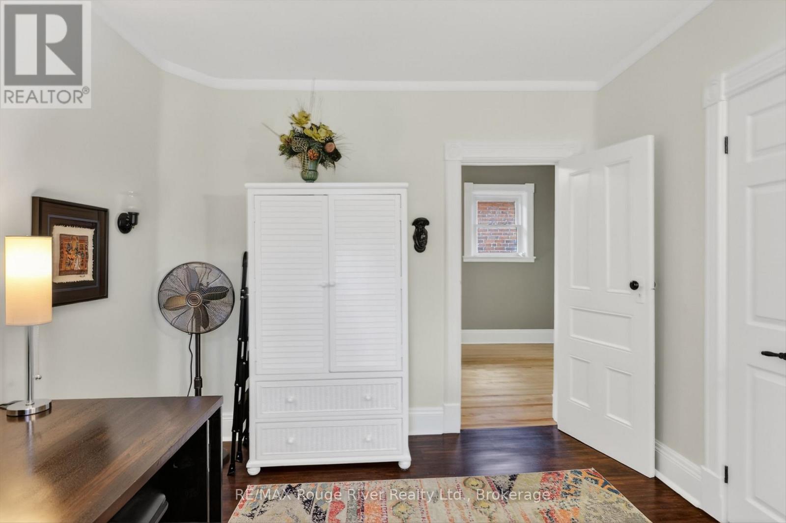 114 FRONT STREET N - 29