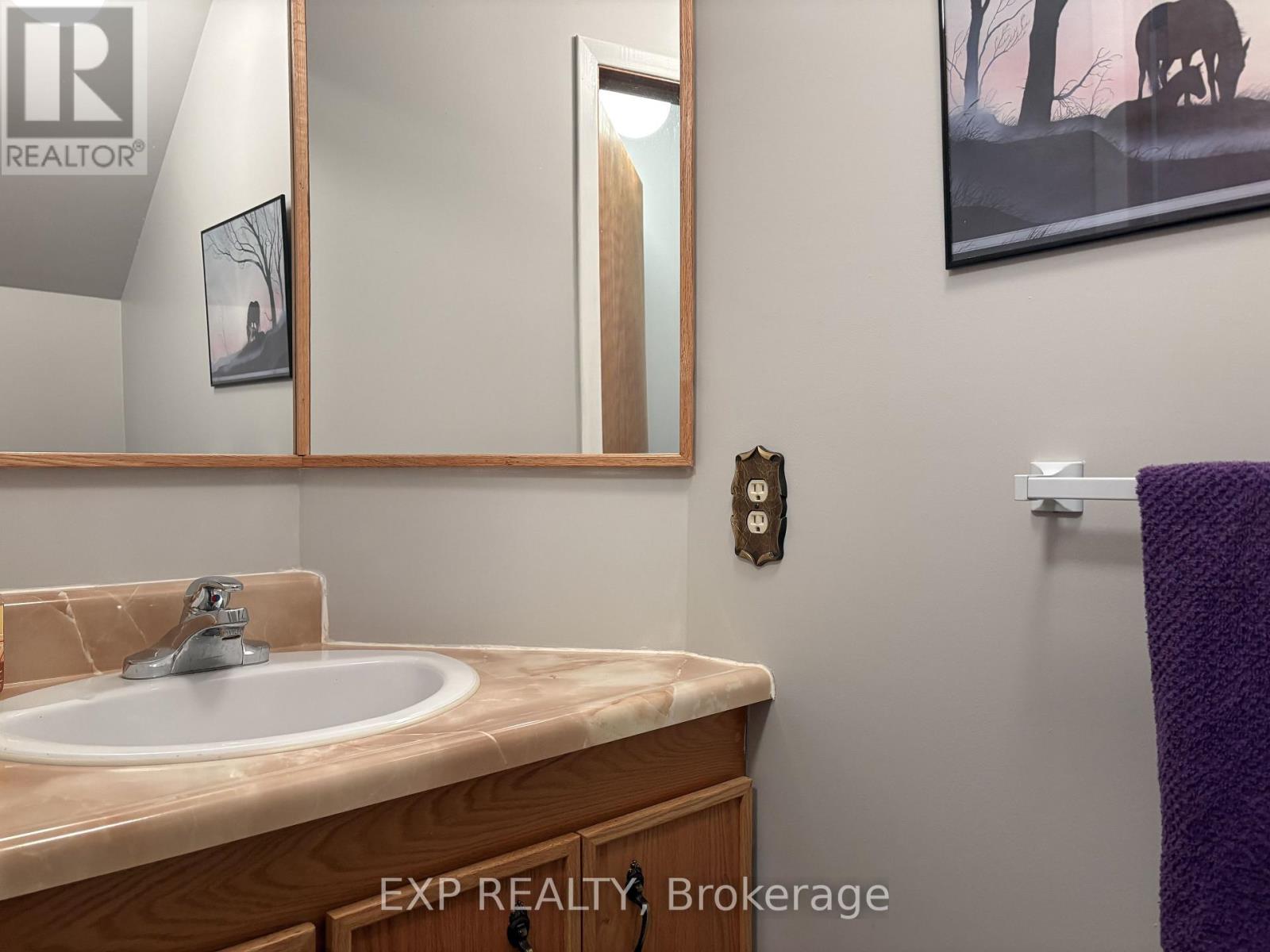 426 SIDNEY AVENUE - 11