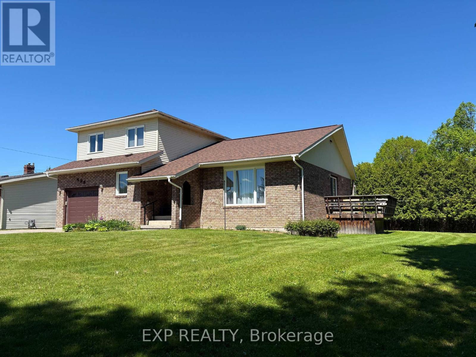 426 SIDNEY AVENUE - Image 2