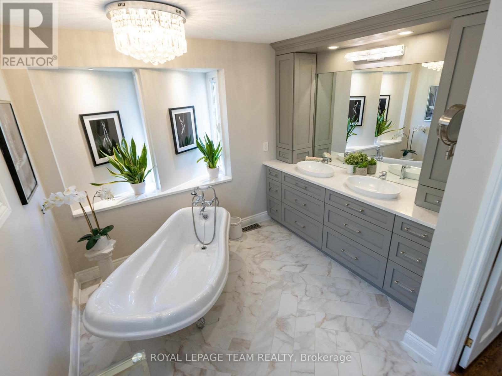 34 RIDEAUVIEW TERRACE - 21