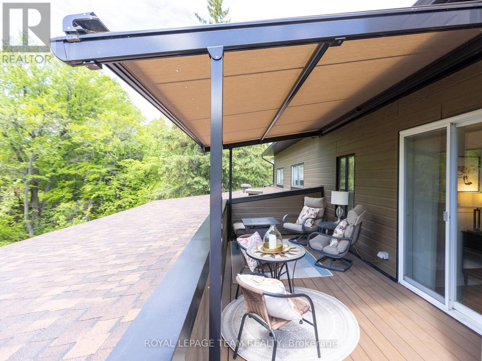 34 RIDEAUVIEW TERRACE - 23