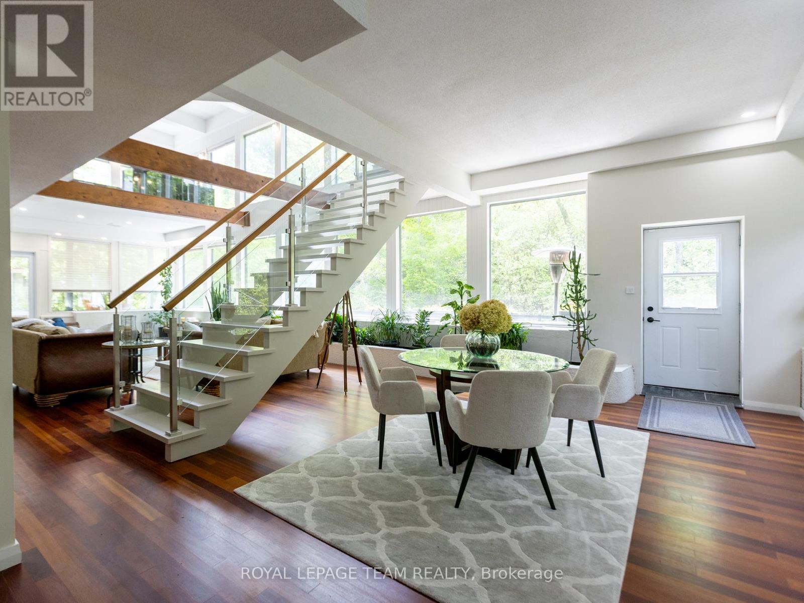 34 RIDEAUVIEW TERRACE - 33