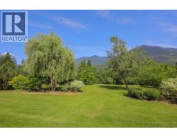 6890 Harrop-procter Road, Harrop, BC V1L6R2 Photo 42