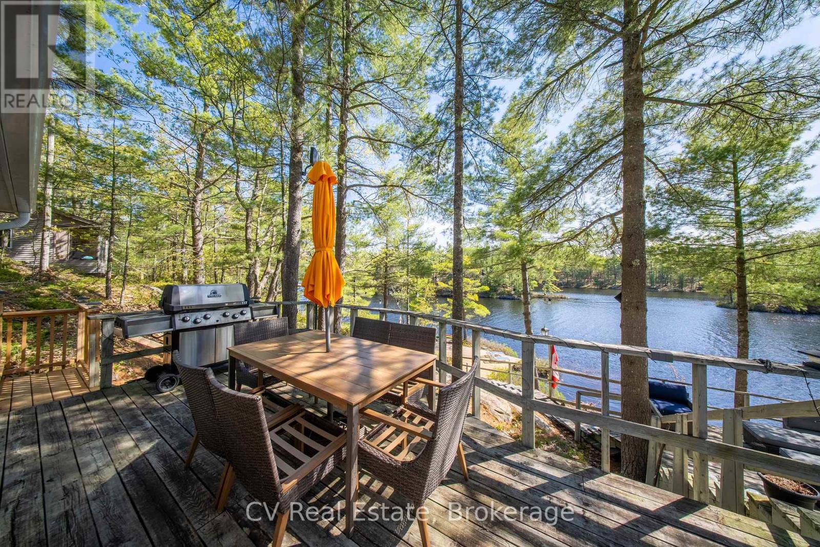 28 REDWING DRIVE - 26