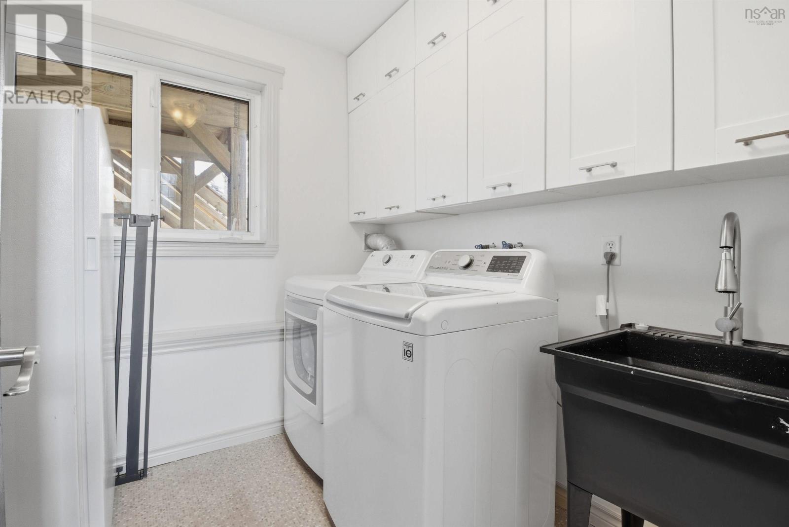 Property 29 of 49 of 27 Ashdale Crescent