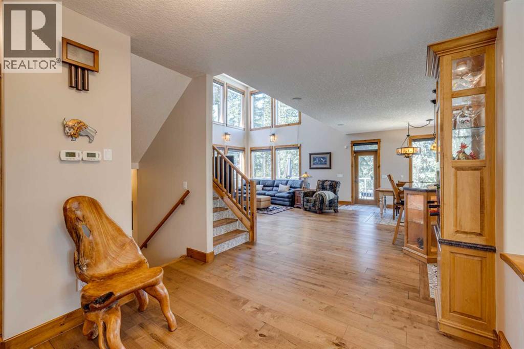 4 Highlands Place, Bragg Creek