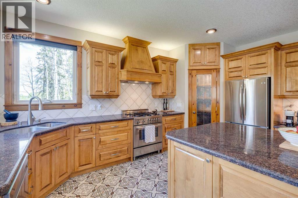 4 Highlands Place, Bragg Creek