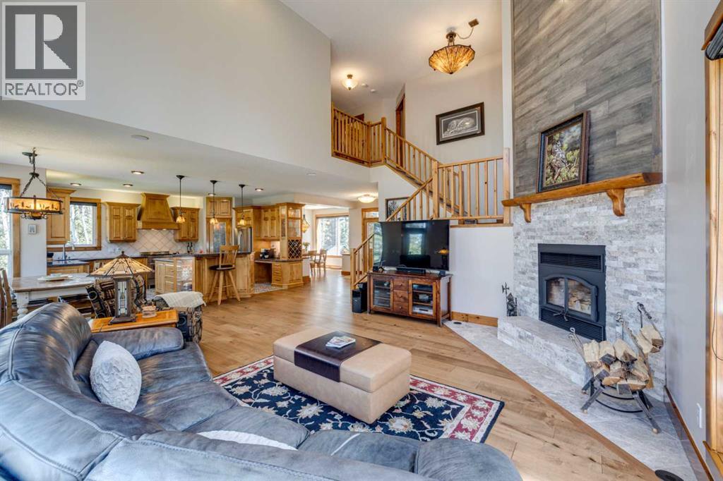 4 Highlands Place, Bragg Creek