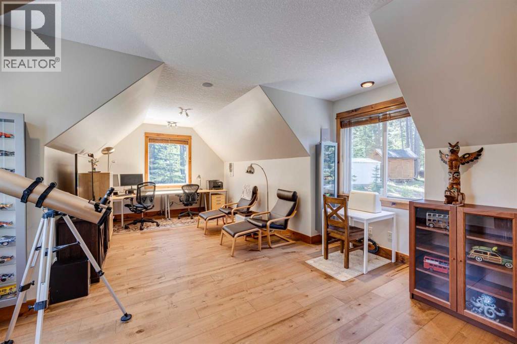 4 Highlands Place, Bragg Creek