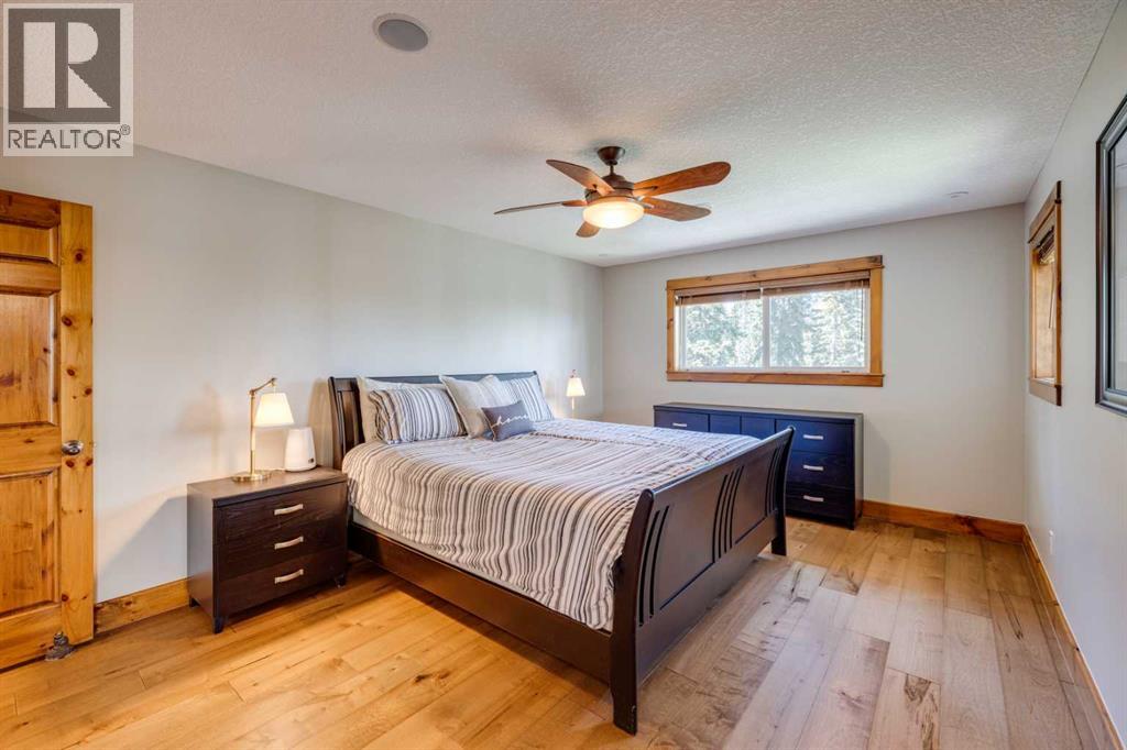 4 Highlands Place, Bragg Creek