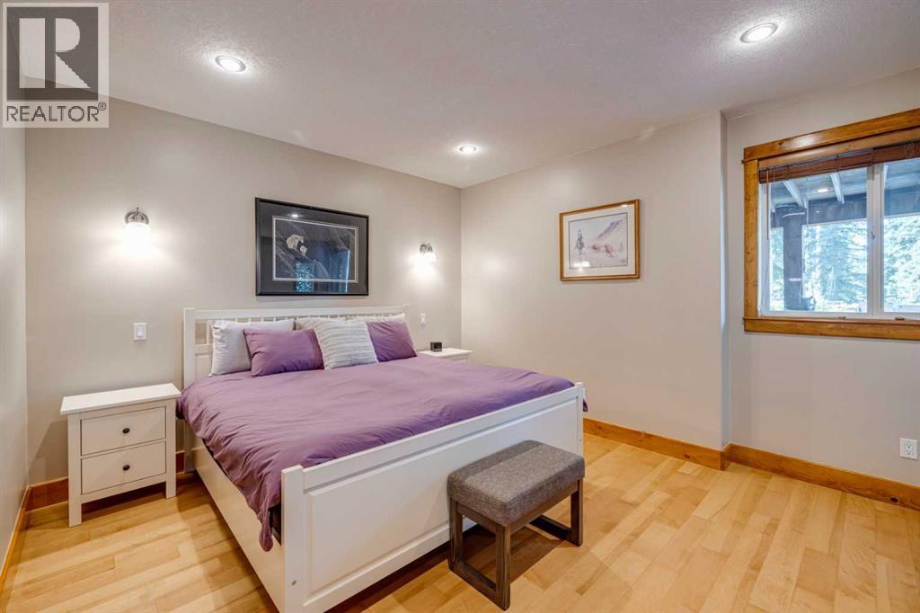 4 Highlands Place, Bragg Creek