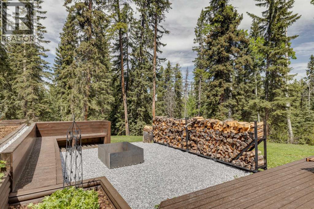 4 Highlands Place, Bragg Creek