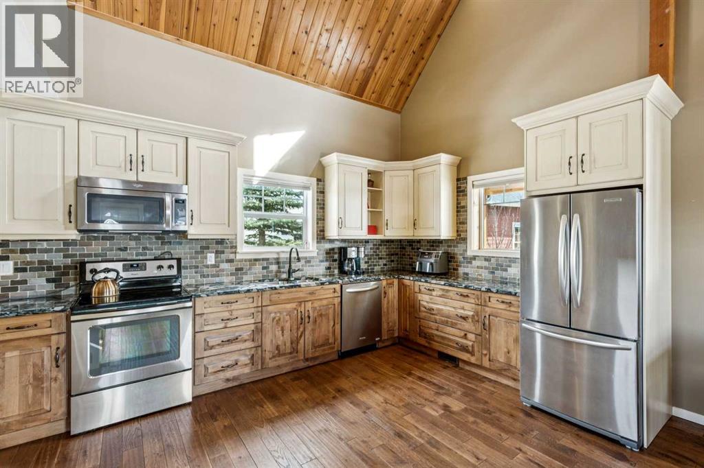 240 Cottageclub Crescent - 5