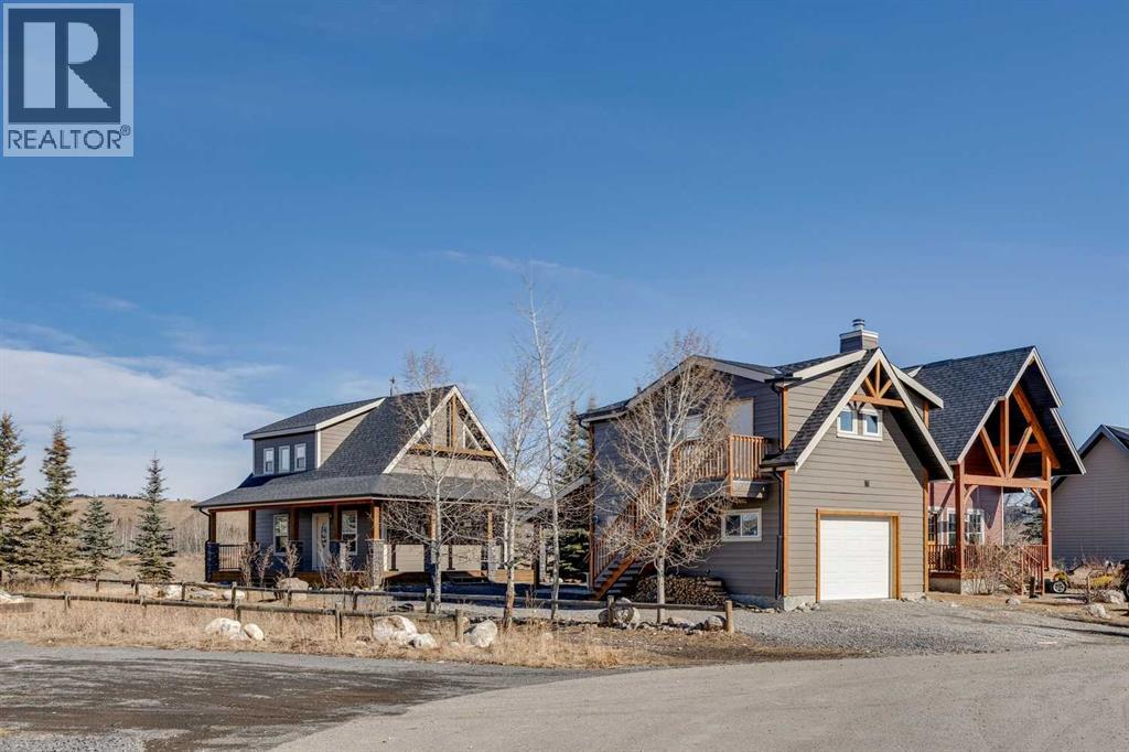 240 Cottageclub Crescent - 1