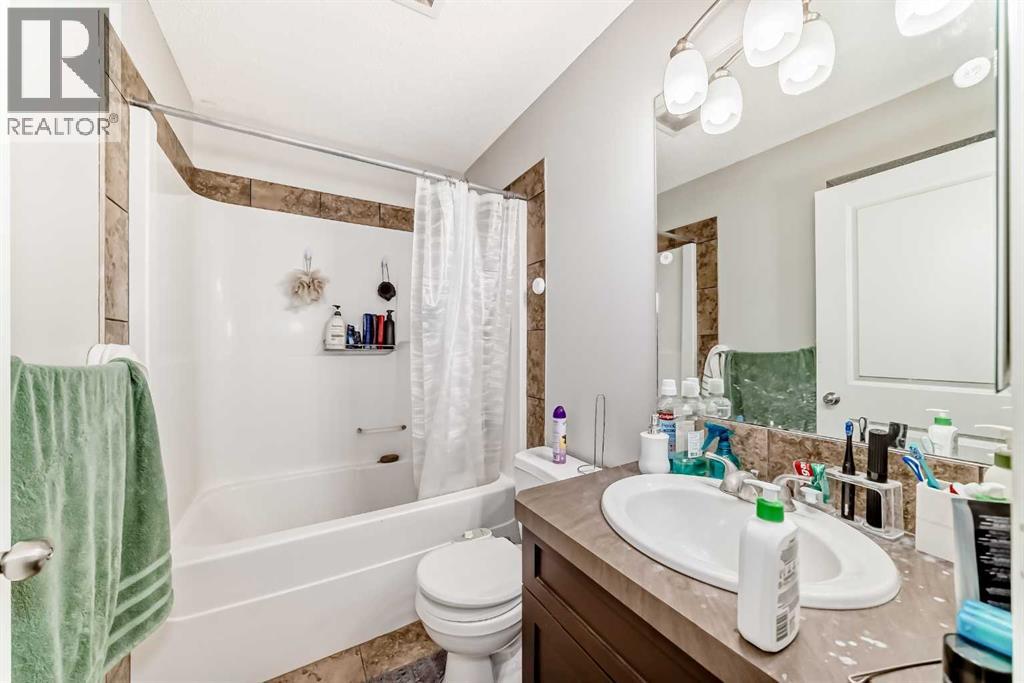 16 Skyview Springs Road NE - 30