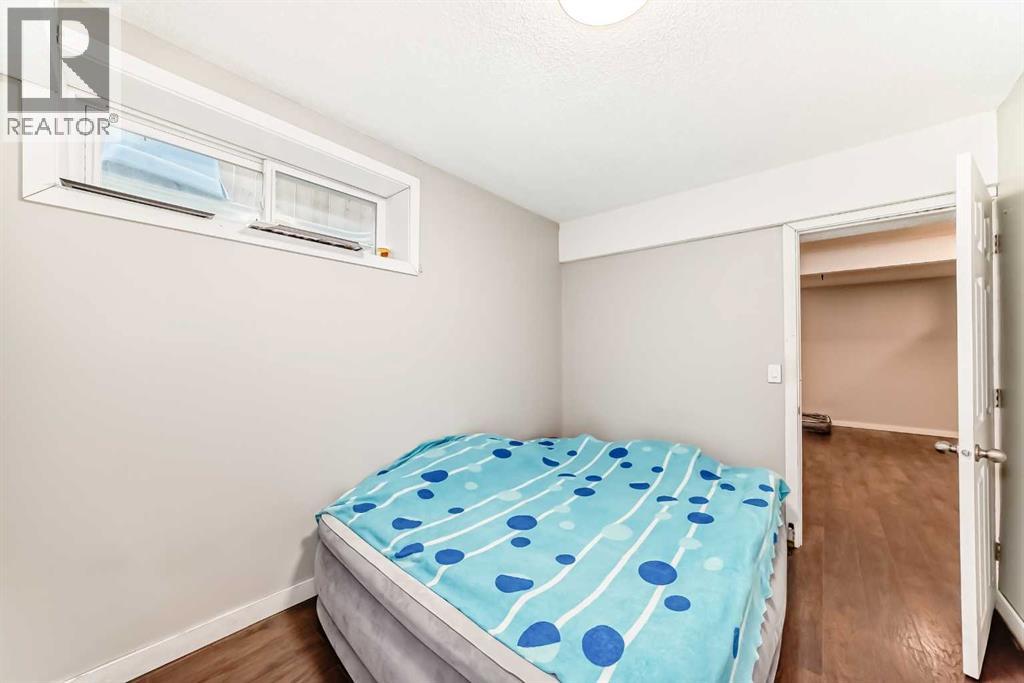16 Skyview Springs Road NE - 36