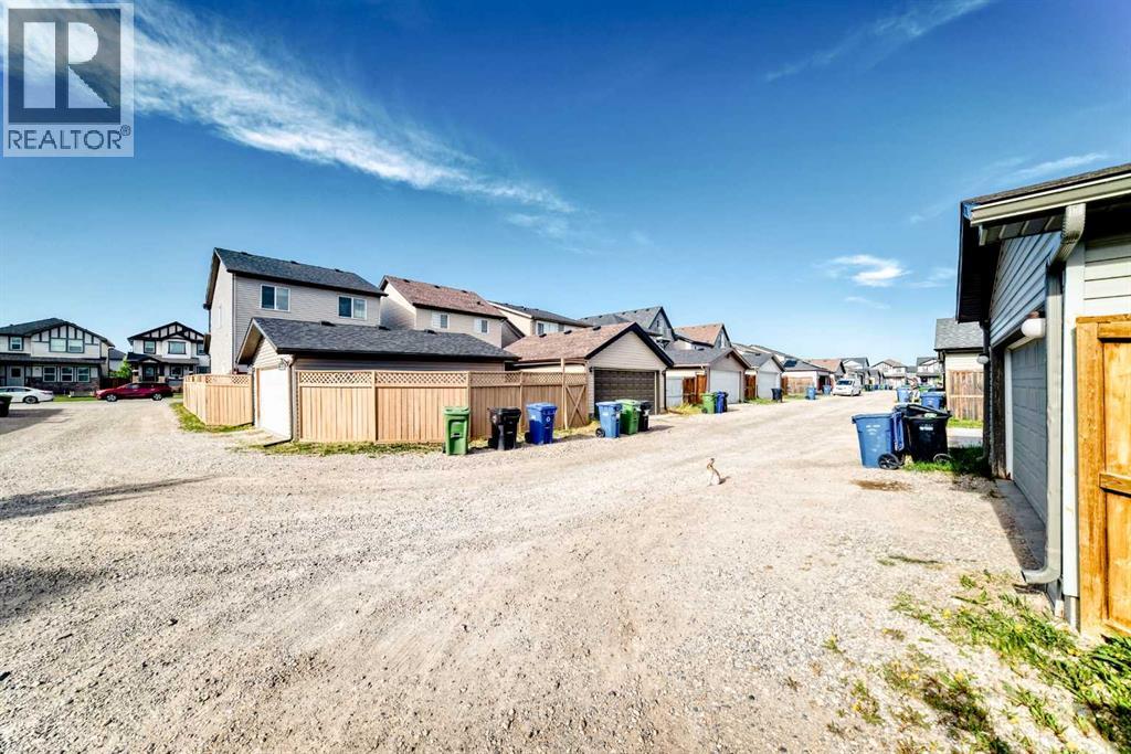 16 Skyview Springs Road NE - 43