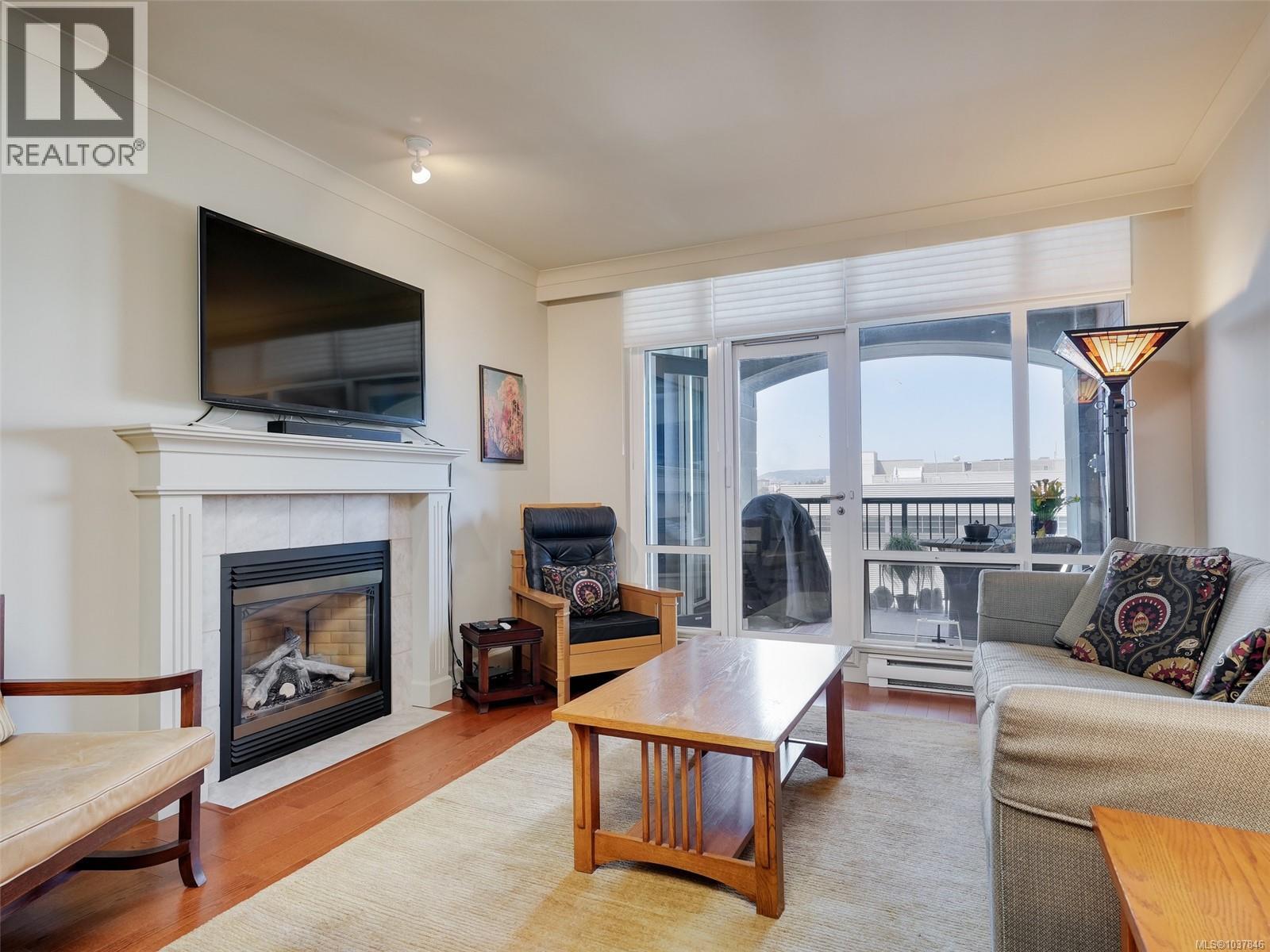 #414 21 Dallas Rd - 10