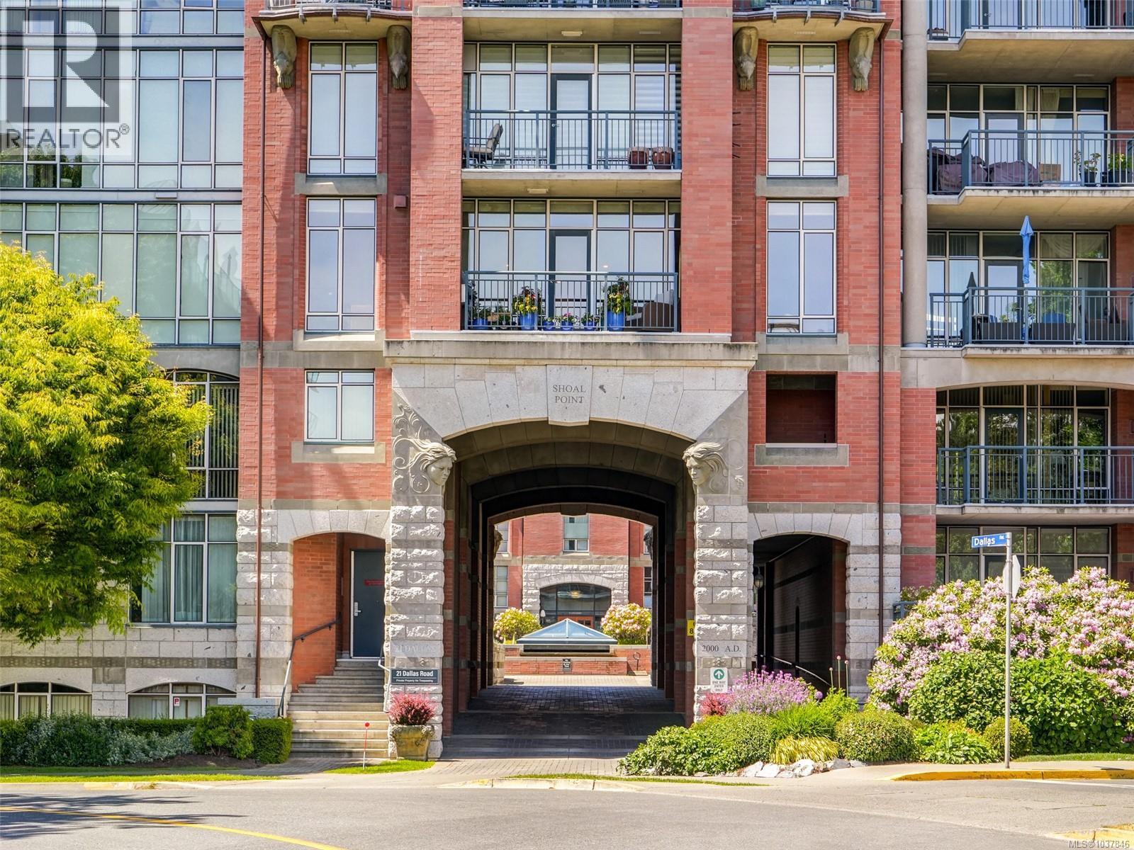 #414 21 Dallas Rd - 36