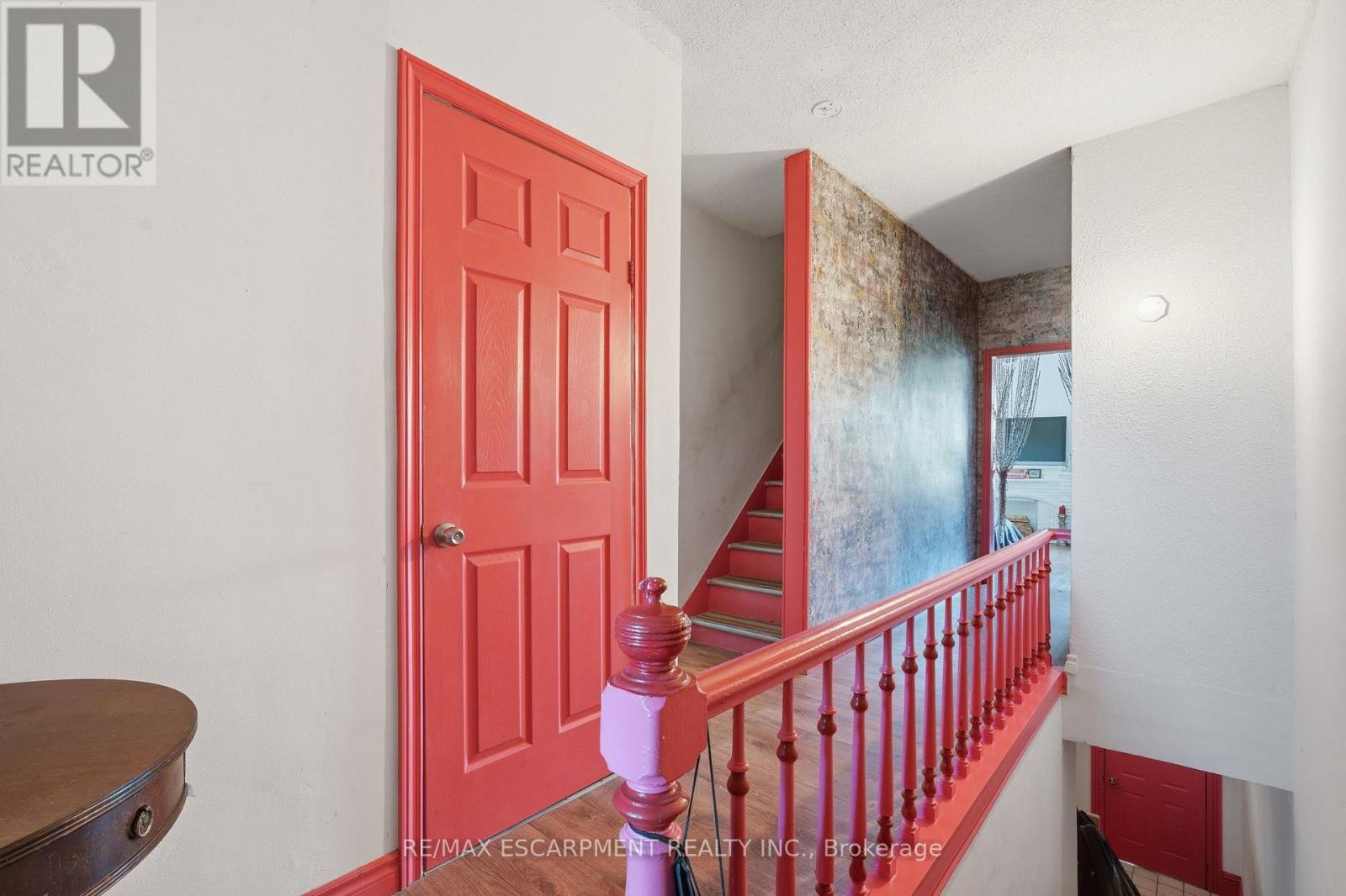 355 BARTON STREET E - 16