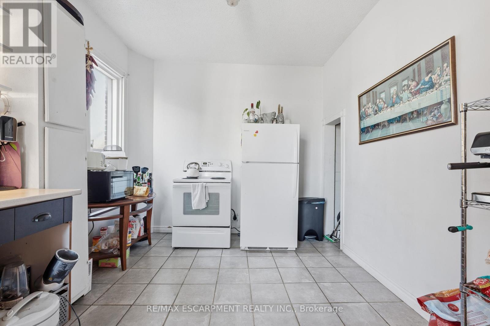 355 BARTON STREET E - 21