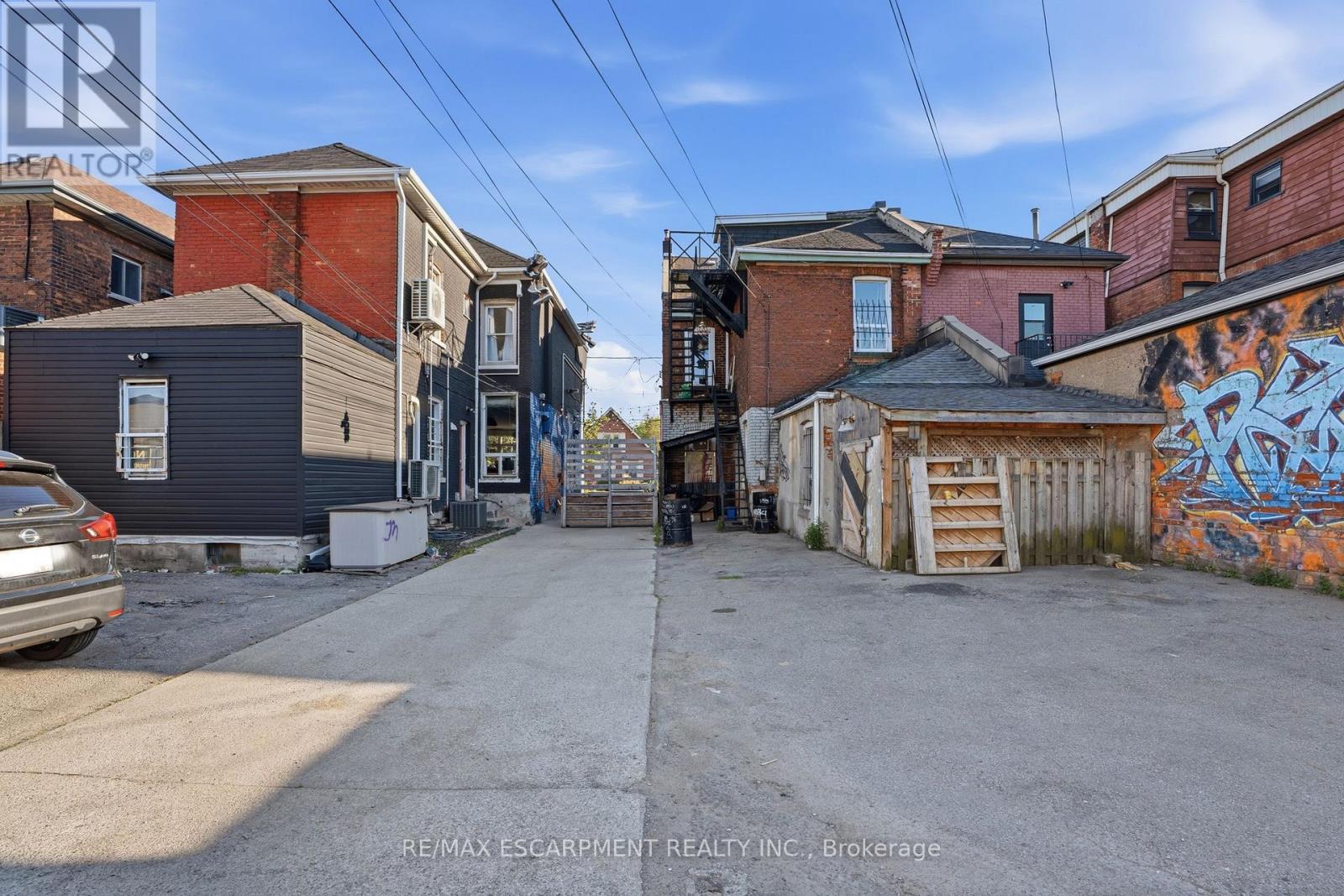 355 BARTON STREET E - 31