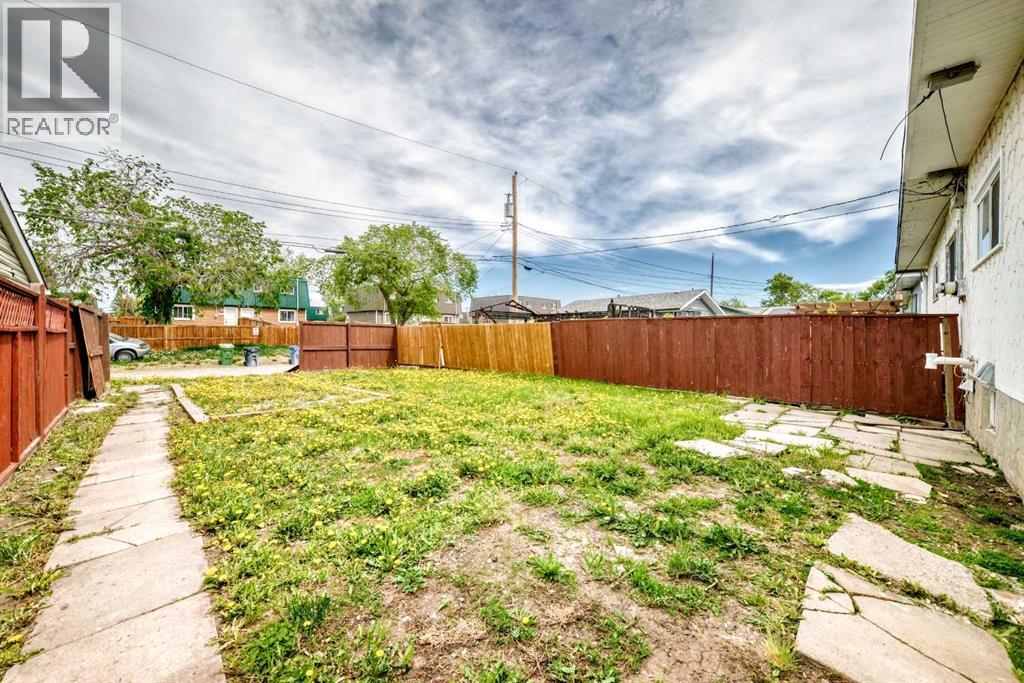 2918 Doverville Crescent SE - 44