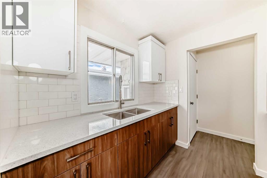 2918 Doverville Crescent SE - 5