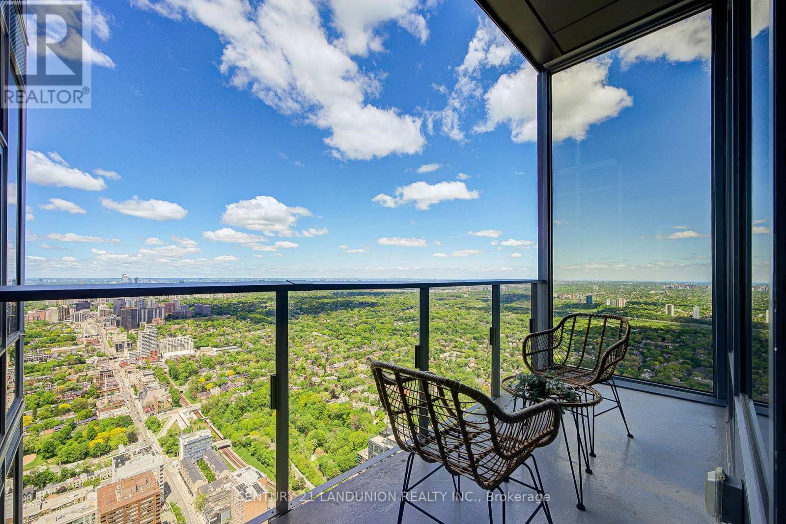 #PH4 11 YORKVILLE AVENUE - 22