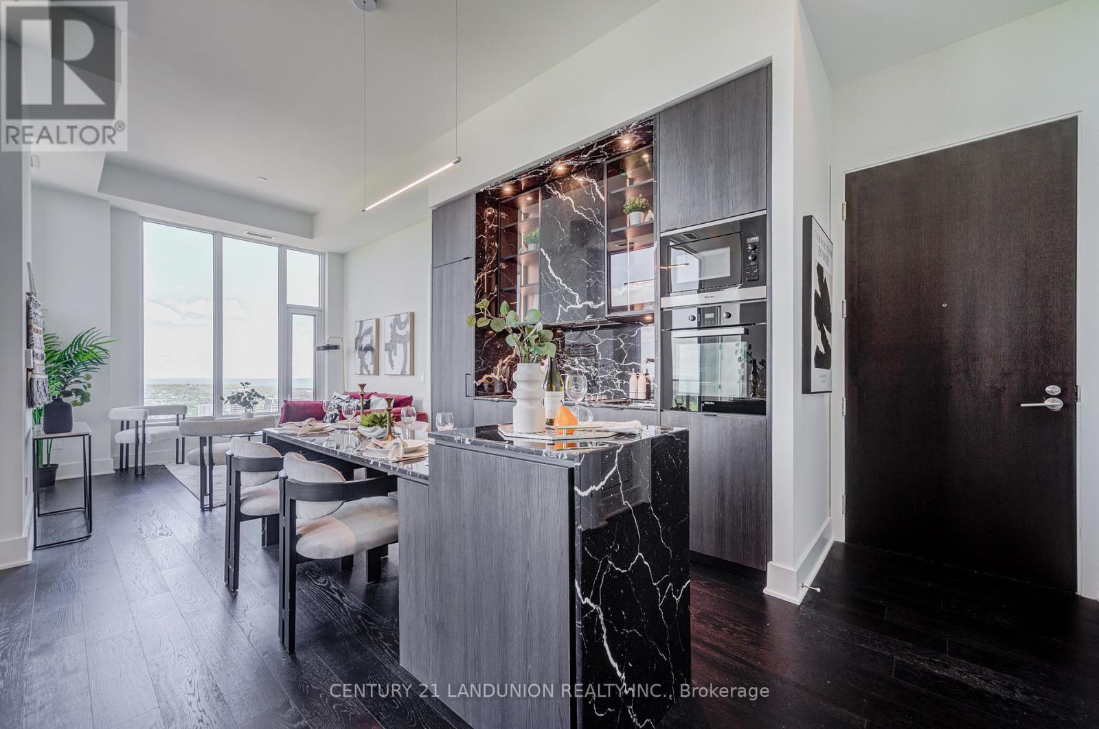#PH4 11 YORKVILLE AVENUE - 6