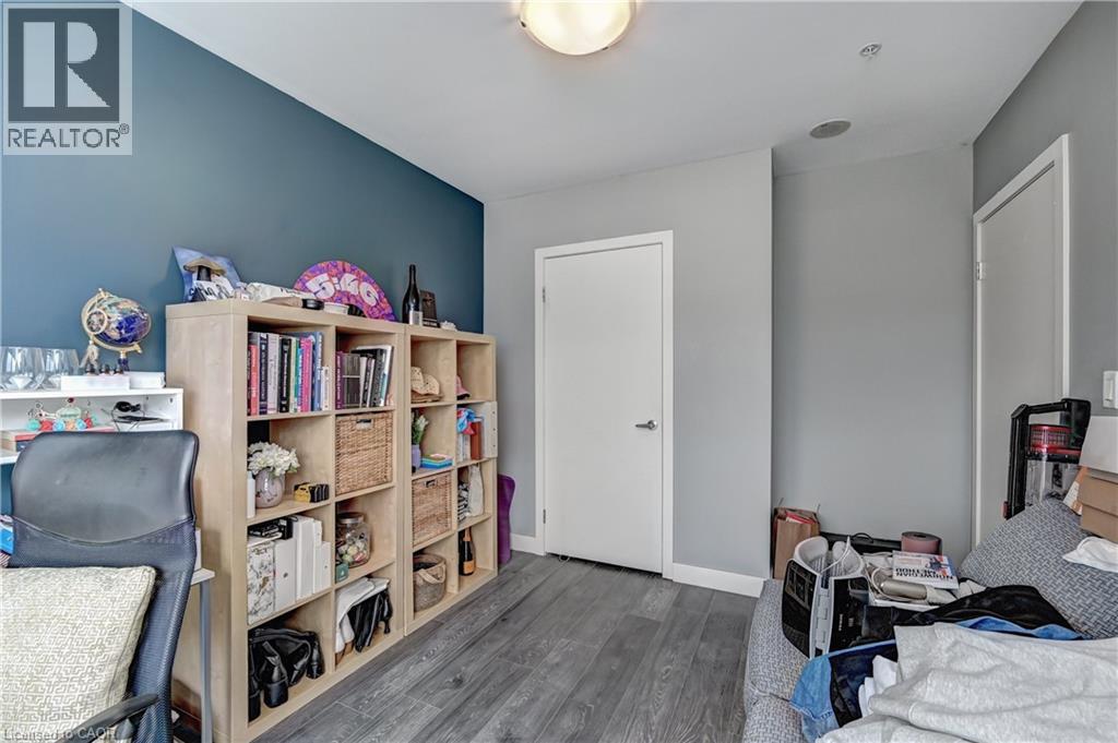 #1713 1 VICTORIA Street S - 19