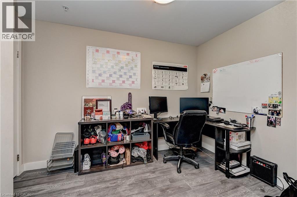 #1713 1 VICTORIA Street S - 23