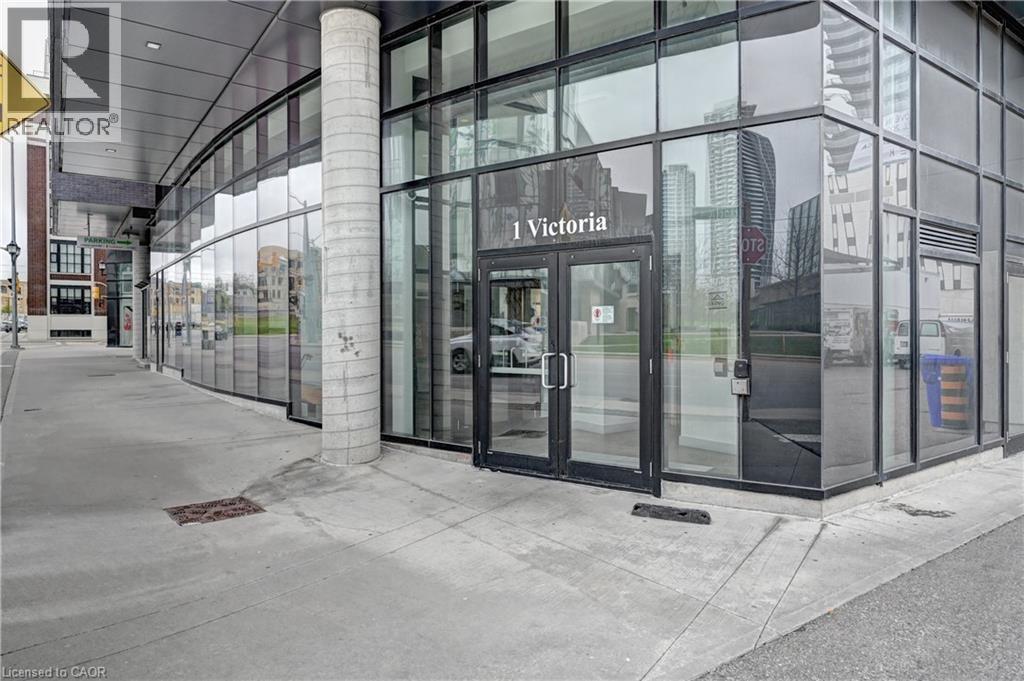 #1713 1 VICTORIA Street S - 34