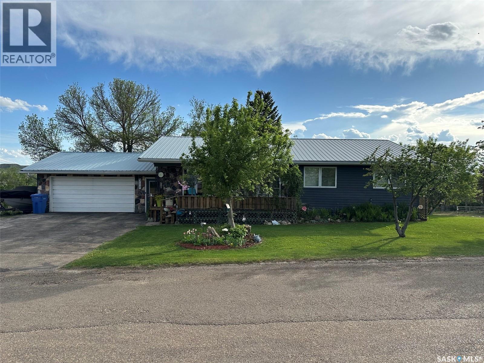 310 2nd AVENUE S - 1
