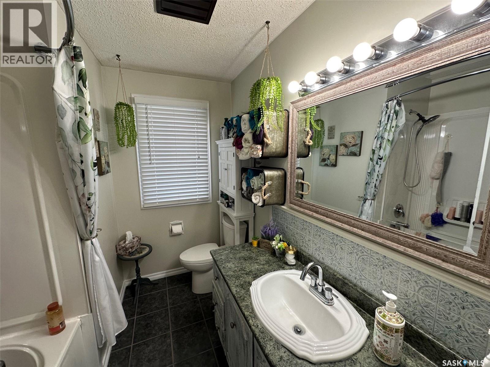 310 2nd AVENUE S - 20