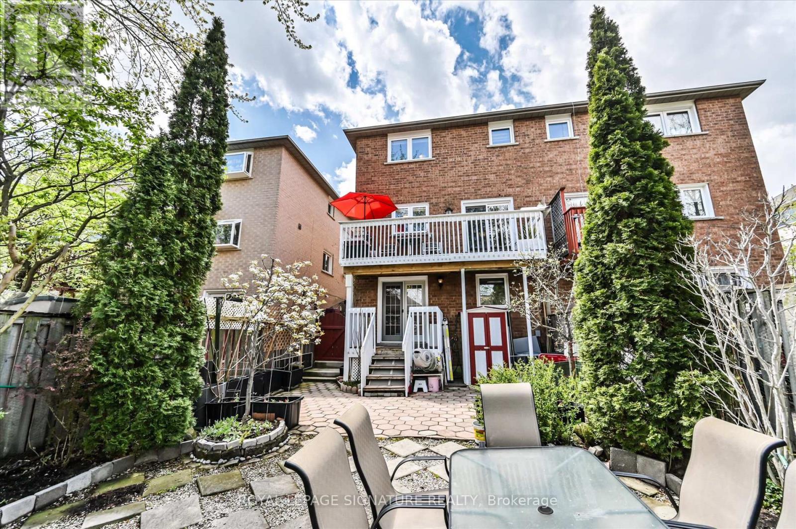 5481 PALMERSTON CRESCENT - 45