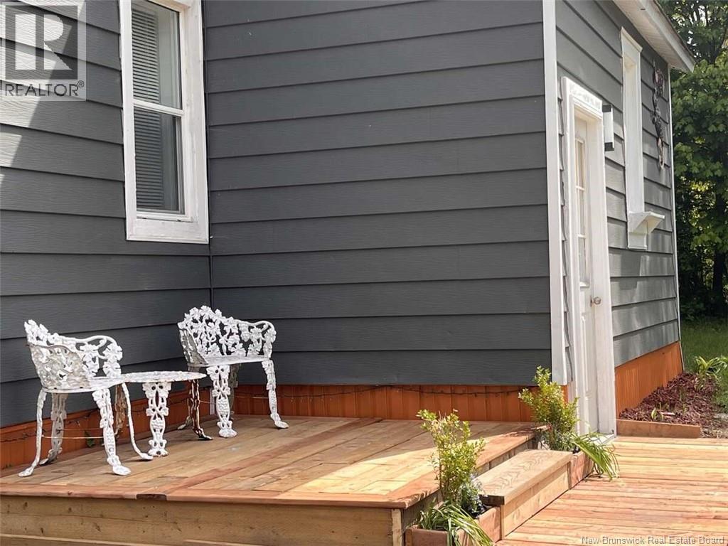 433 Pleasant Drive - 5