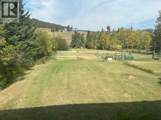 6001 16 Avenue - 5