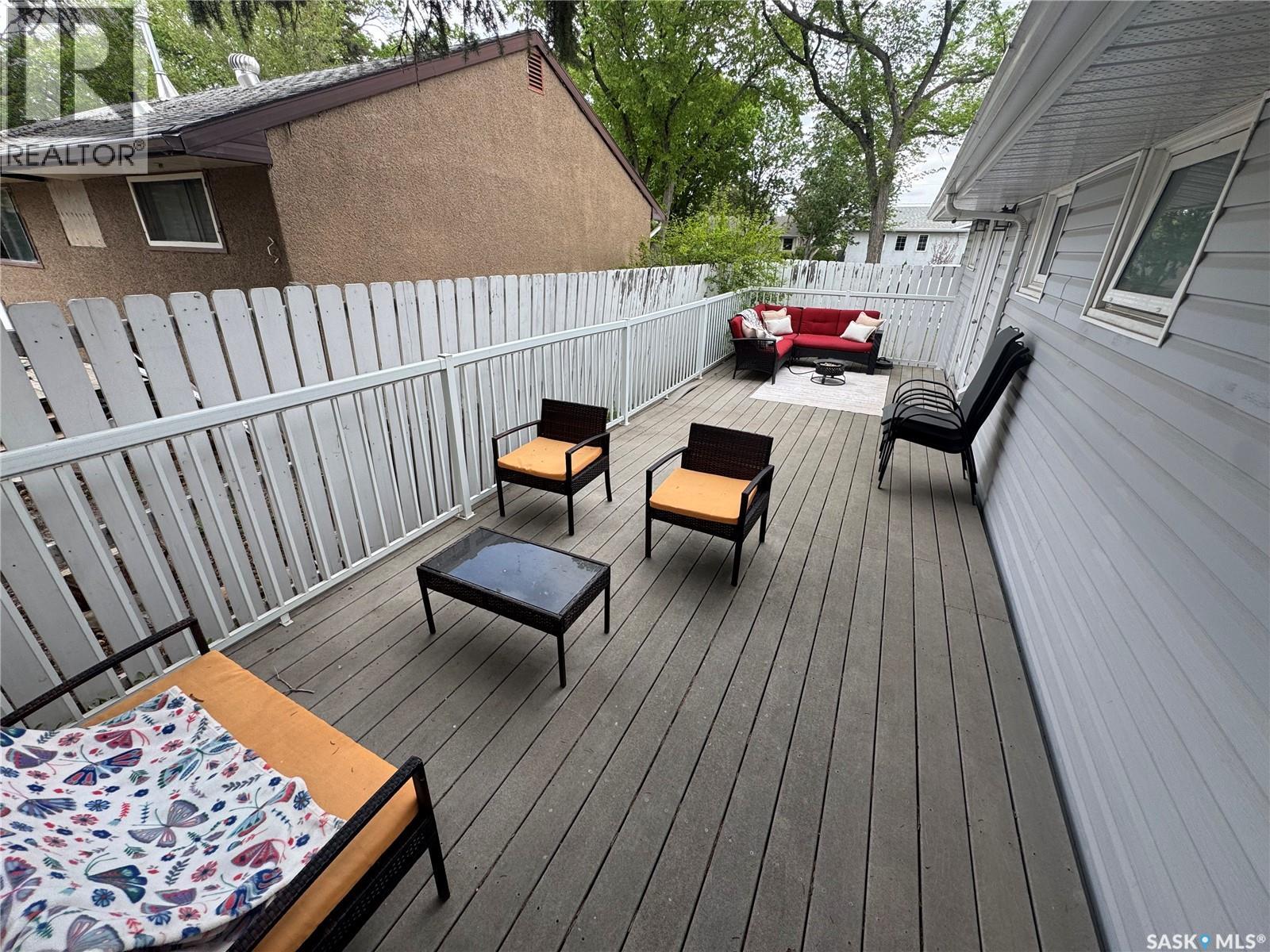 1410 4th AVENUE N - 14