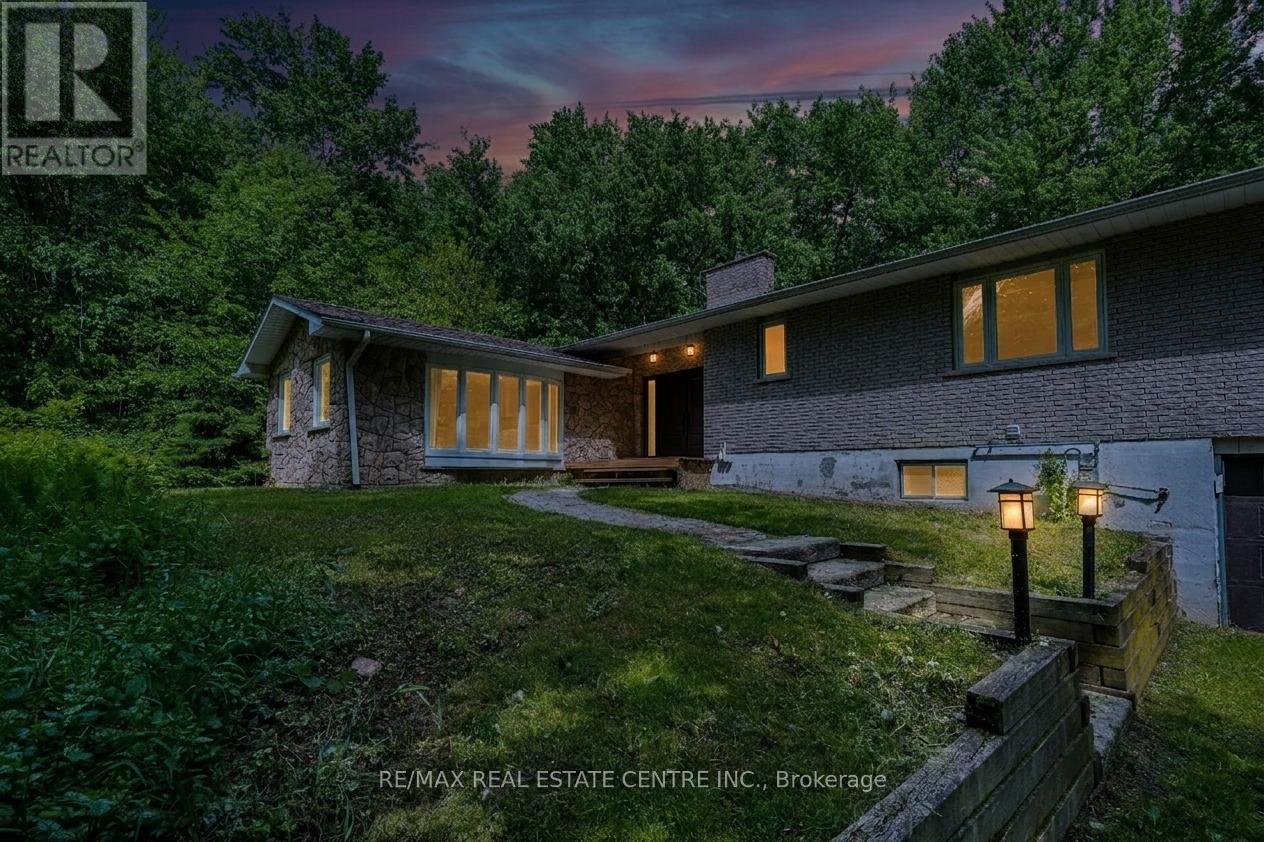 563 6TH CONCESSION ROAD W - 3
