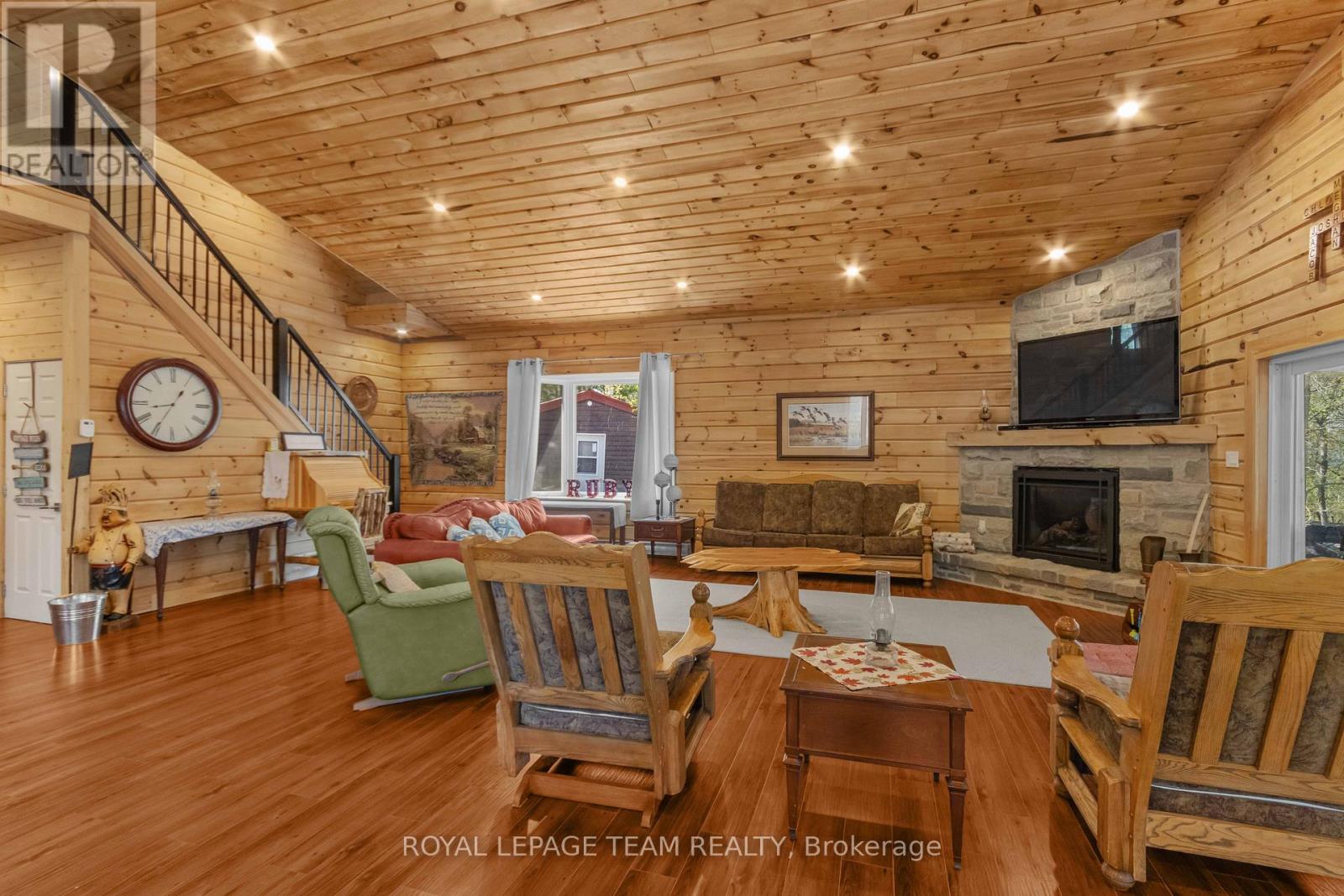 697 CURTISS ROAD - 11