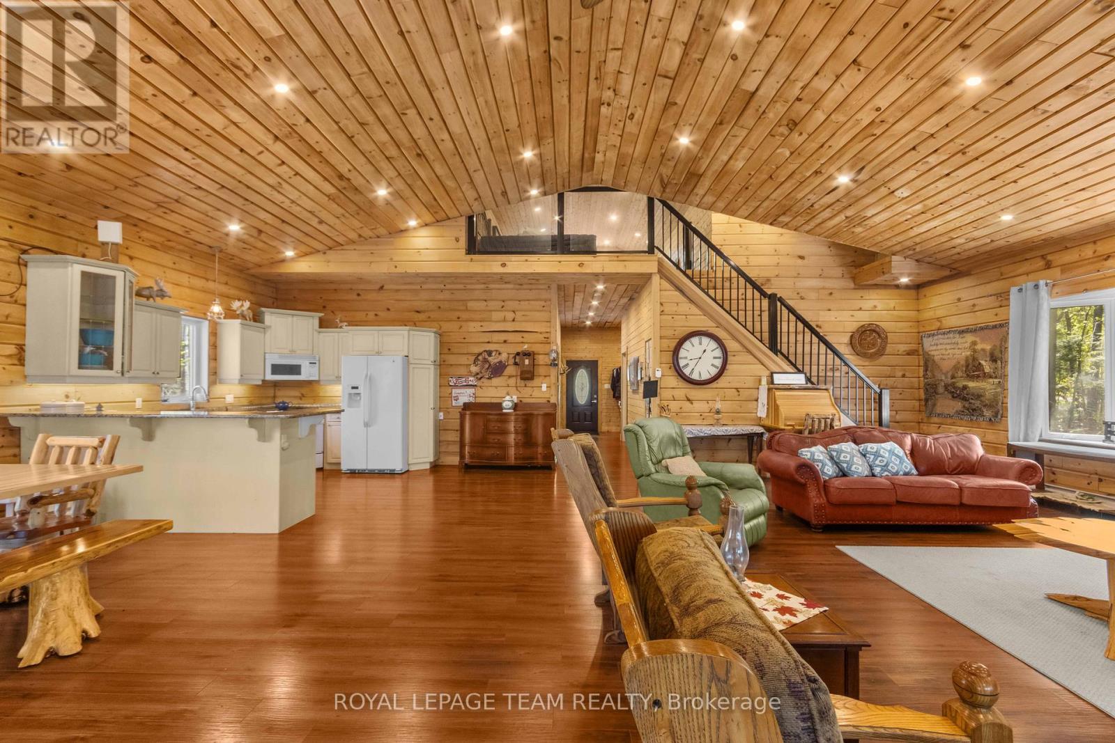697 CURTISS ROAD - 12
