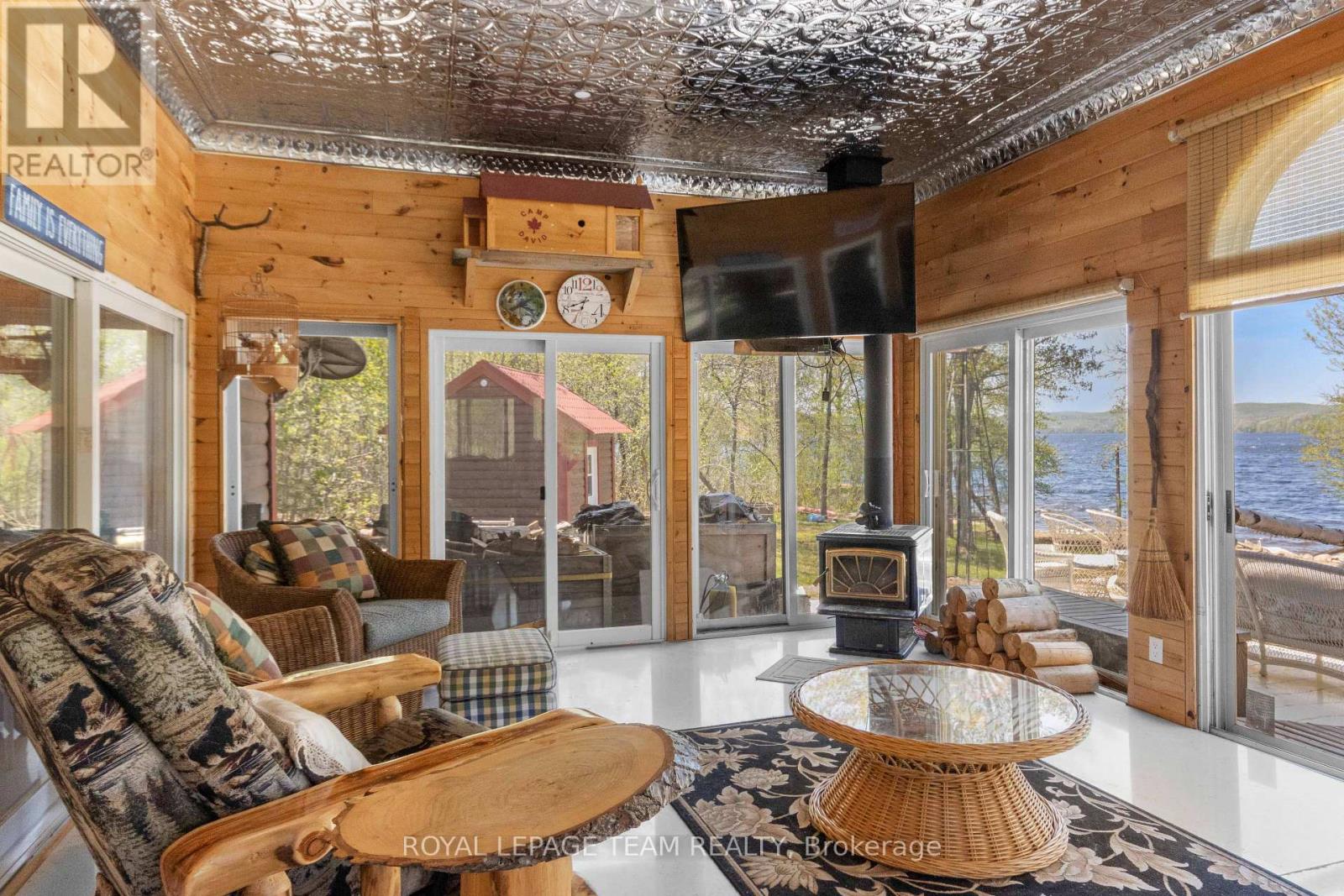 697 CURTISS ROAD - 31