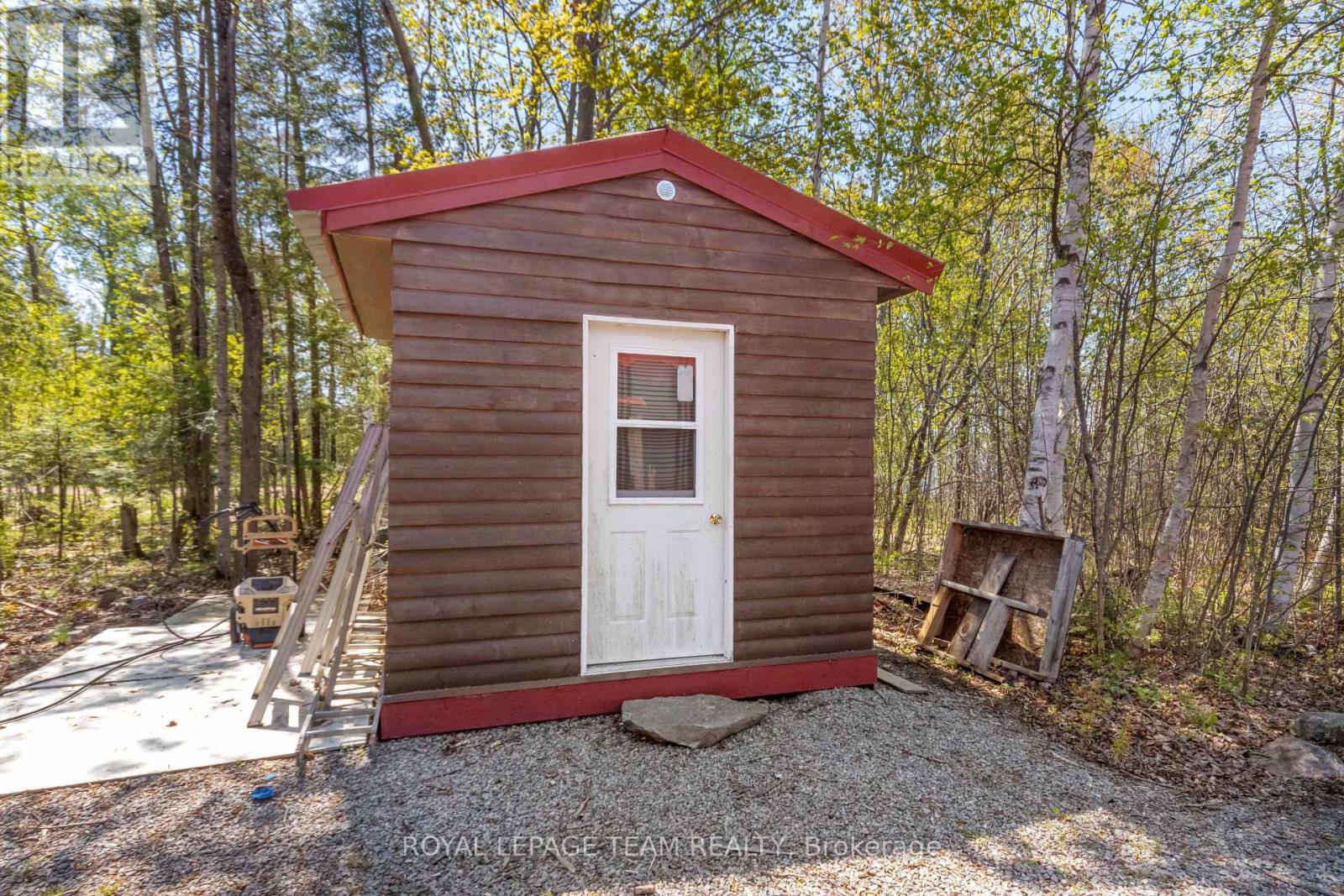 697 CURTISS ROAD - 41