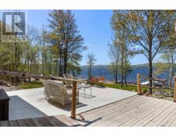 Loft - 697 Curtiss Road, Madawaska Valley, ON K0J1B0 Photo 6