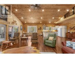 697 Curtiss Road, Madawaska Valley, ON K0J1B0 Photo 10