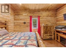 697 Curtiss Road, Madawaska Valley, ON K0J1B0 Photo 14